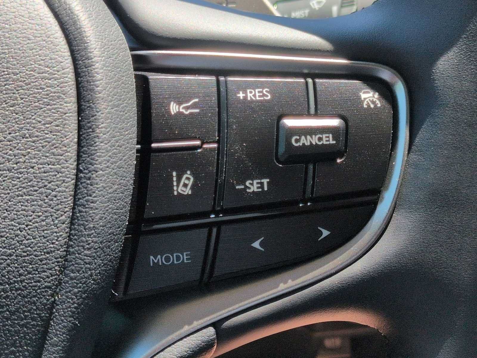 Used 2024 Lexus ES 350 w/ Premium Package FWD image 27