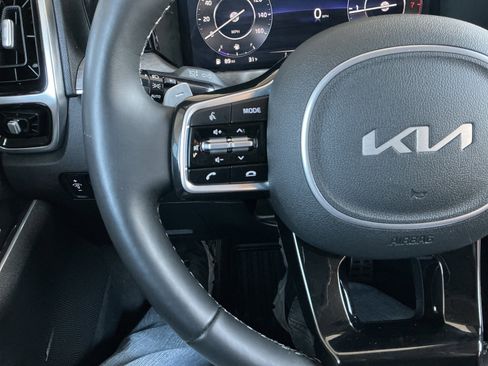Used 2022 Kia Sorento SX Prestige w/ Rust Color Package image 12