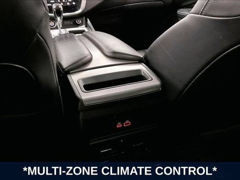 Used 2022 Nissan Murano SV AWD/4WD image 13
