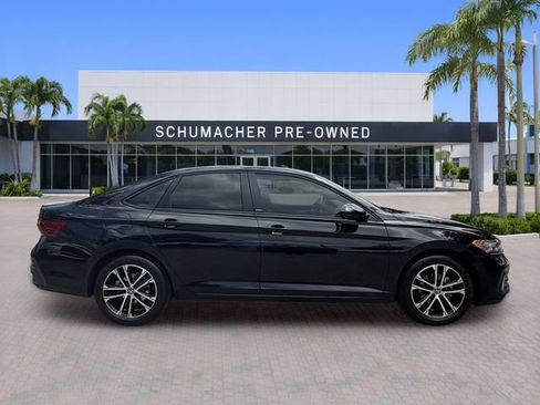 Certified 2024 Volkswagen Jetta Sport FWD image 8