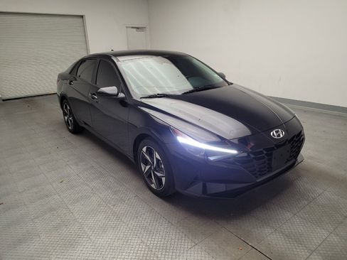 Used 2023 Hyundai Elantra SEL w/ Convenience Package FWD image 13
