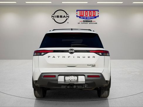 New 2026 Nissan Pathfinder Platinum image 4