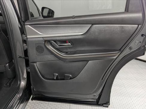 Used 2024 MAZDA CX-90 3.3 Turbo w/ Preferred Plus image 22