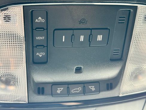 Used 2024 Dodge Durango R/T AWD/4WD image 31