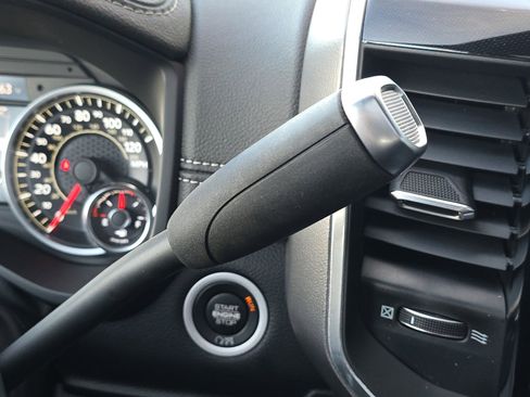 Used 2020 RAM 3500 Laramie image 20