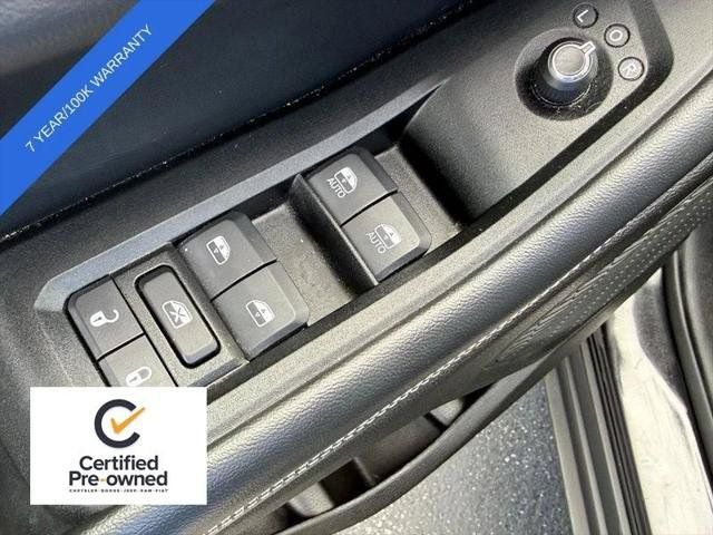 Certified 2024 Jeep Grand Cherokee Altitude AWD/4WD image 15