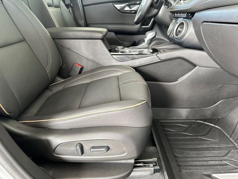 Certified 2025 Chevrolet Blazer Premier w/ LPO, Floor Liner Package image 42