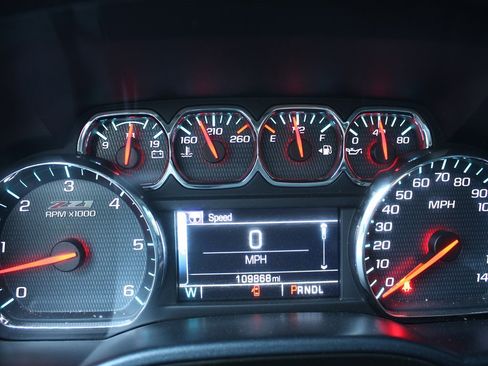 Used 2019 Chevrolet Silverado 1500 LT w/ All Star Edition image 23