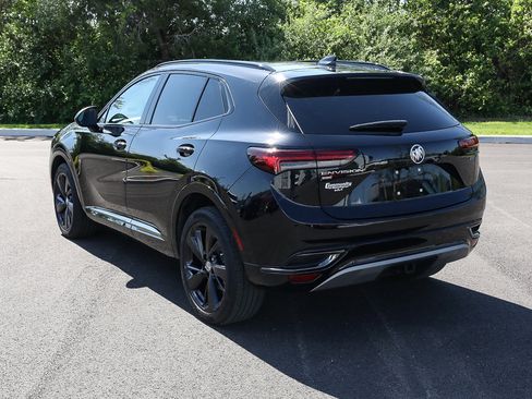 Used 2023 Buick Envision Essence w/ Sport Touring Package AWD/4WD image 4