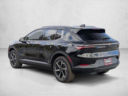 New 2026 Chevrolet Equinox EV LT image 8