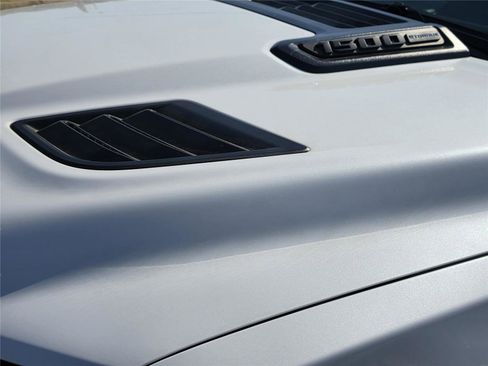 New 2026 RAM 1500 Laramie w/ Night Edition AWD/4WD image 43