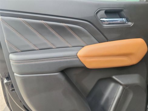 New 2026 GMC Canyon AT4 image 15