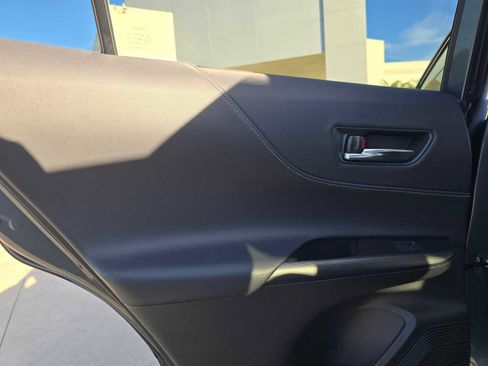 Certified 2023 Toyota Venza Limited image 17