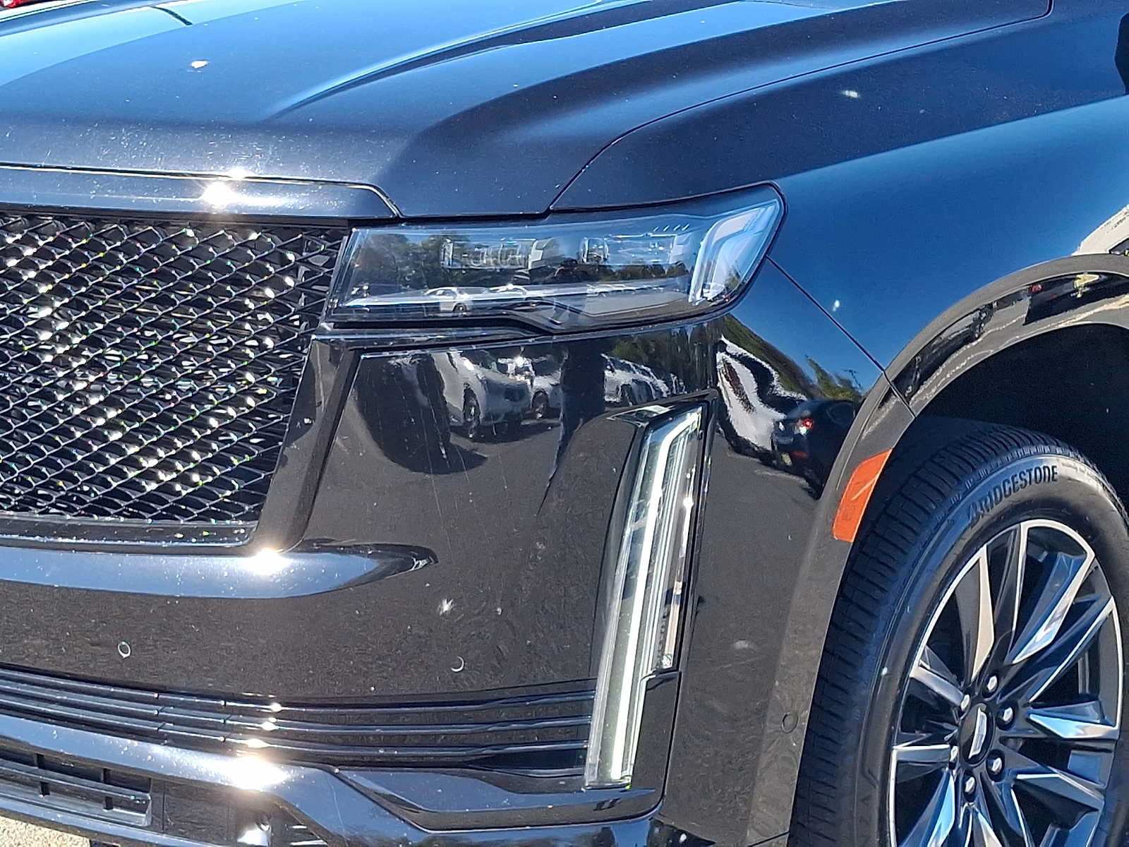 Certified 2024 Cadillac Escalade ESV Sport Platinum AWD/4WD image 9