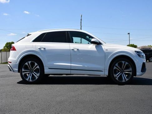 Used 2022 Audi Q8 Premium Plus w/ Premium Plus Package AWD/4WD image 8