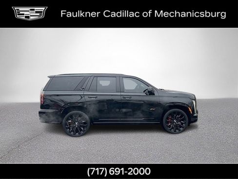 Used 2026 Cadillac Escalade V w/ LPO, ONYX Package image 3