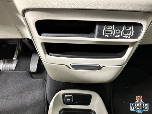 Used 2023 Chrysler Voyager LX FWD image 25