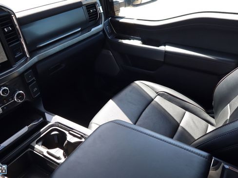 Used 2024 Ford F350 Lariat w/ Lariat Ultimate Package image 26