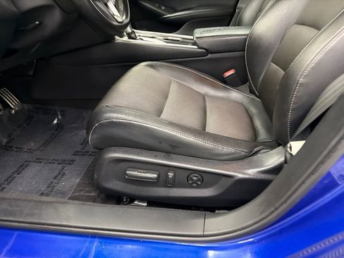 Used 2018 Honda Accord Sport image 10