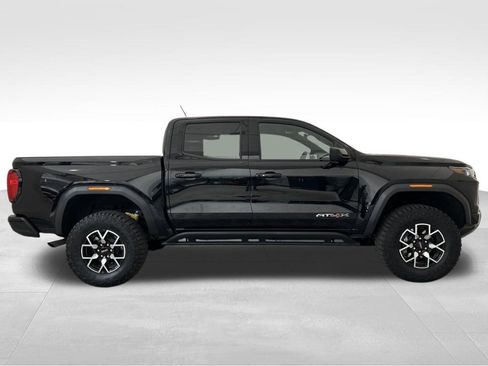 Used 2024 GMC Canyon AT4X AWD/4WD image 7