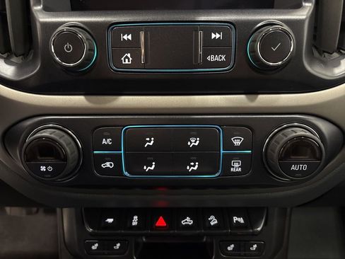 Used 2020 Chevrolet Colorado Z71 image 22