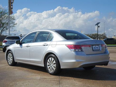 Used 2012 Honda Accord LX image 4