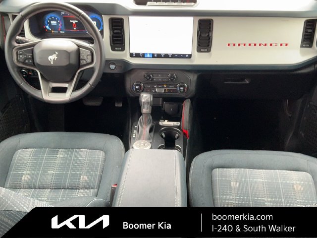 Used 2025 Ford Bronco Heritage Edition AWD/4WD image 15