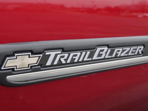 Used 2002 Chevrolet TrailBlazer LT w/ Preferred Equipment Group AWD/4WD image 19