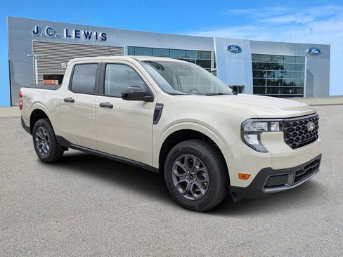 New 2025 Ford Maverick XLT w/ XLT Luxury Package image 1