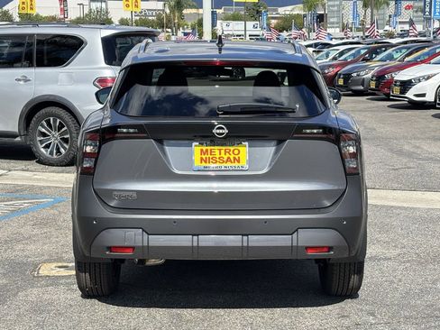 New 2026 Nissan Kicks SV image 3