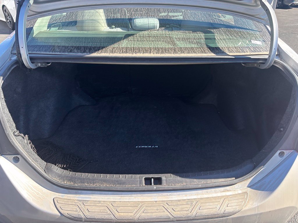 Used 2014 Toyota Corolla LE FWD image 10