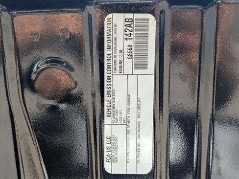 Used 2023 Jeep Grand Cherokee Limited RWD image 22