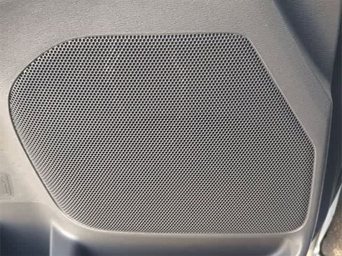 Used 2020 Toyota Sienna XLE image 32