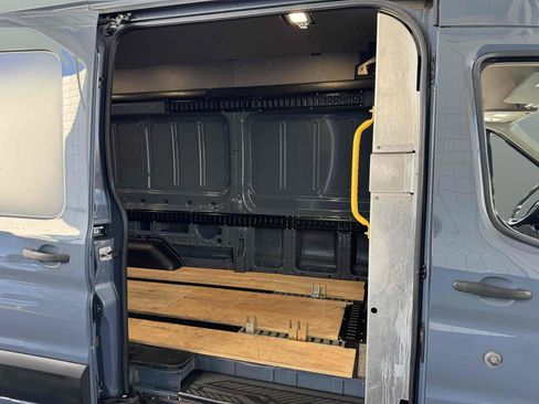 Used 2019 Ford Transit 250 148 High Roof Extended image 9