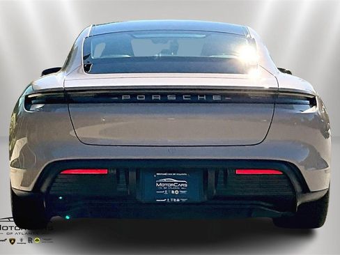 Used 2021 Porsche Taycan 4S image 4