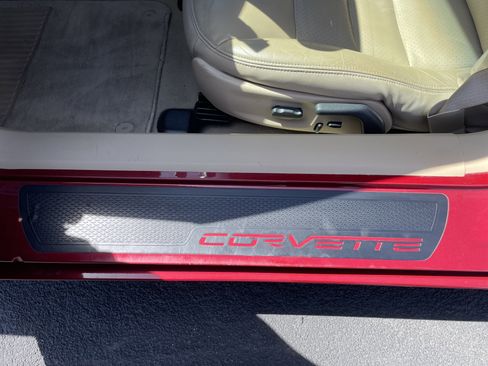 Used 2006 Chevrolet Corvette Coupe w/ Preferred Equipment Group RWD image 27
