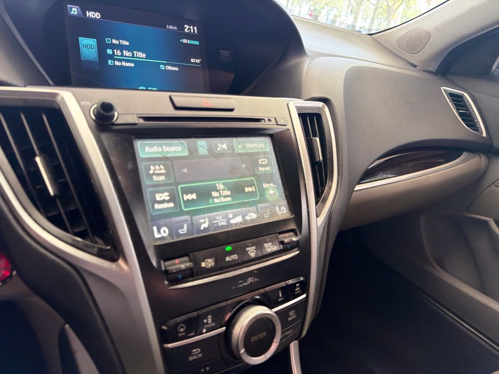 Used 2015 Acura TLX w/ Technology Package FWD image 19
