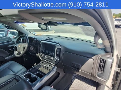 Used 2015 Chevrolet Silverado 1500 LTZ Z71 w/ LTZ Plus Package AWD/4WD image 35