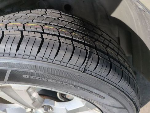 Used 2013 Chevrolet Equinox LS image 40