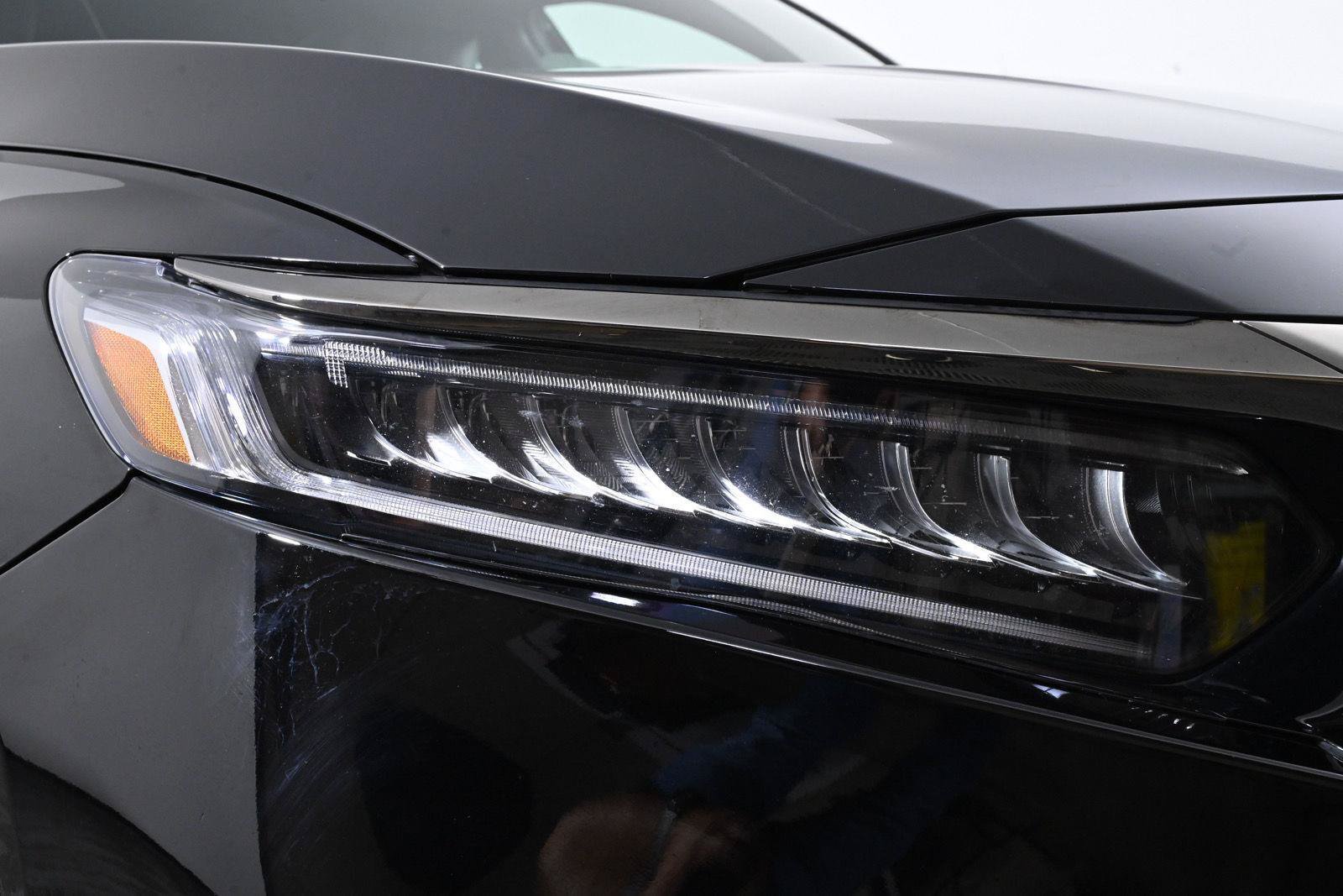 Used 2022 Honda Accord Sport image 9