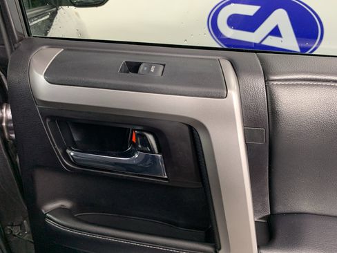Used 2014 Toyota 4Runner SR5 RWD image 37