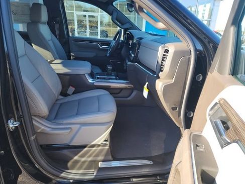New 2026 Chevrolet Silverado 1500 RST w/ RST All Star Premium Package AWD/4WD image 30