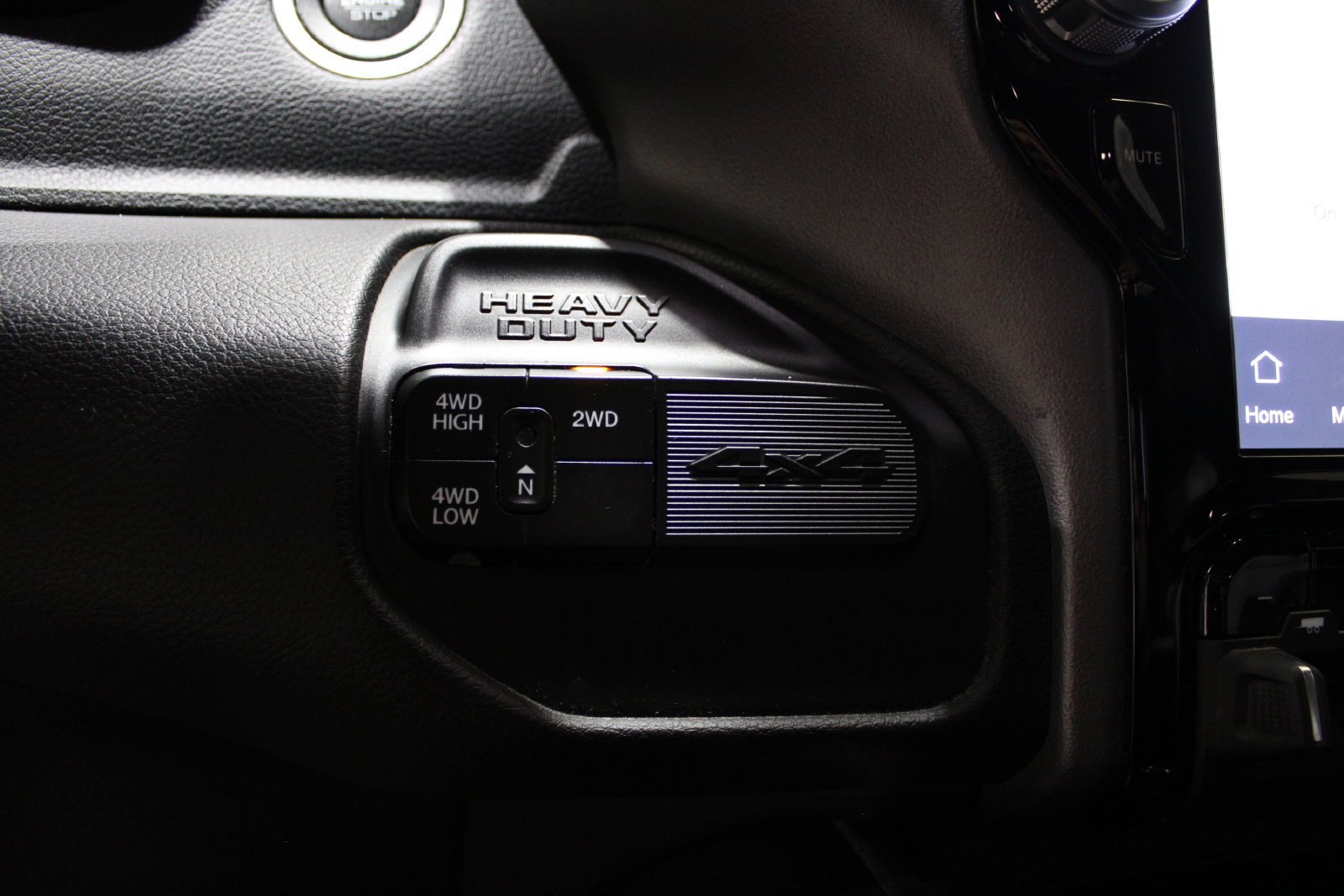 Used 2022 RAM 2500 Laramie AWD/4WD image 22