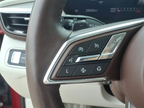 Used 2025 Buick Enclave Avenir w/ Super Cruise Package FWD image 22