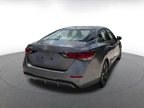 Used 2025 Nissan Sentra SV image 14