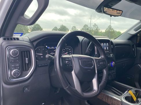 Used 2021 GMC Sierra 2500 Denali w/ Denali Ultimate Package image 14