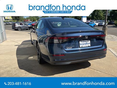 Certified 2025 Honda Accord SE image 4
