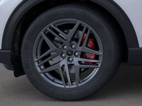 New 2026 Ford Explorer ST image 19