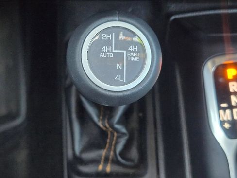 Used 2021 Jeep Wrangler Unlimited Sahara AWD/4WD image 26