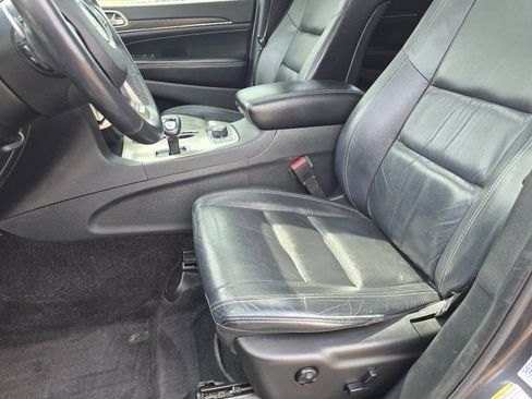 Used 2015 Jeep Grand Cherokee Limited image 23